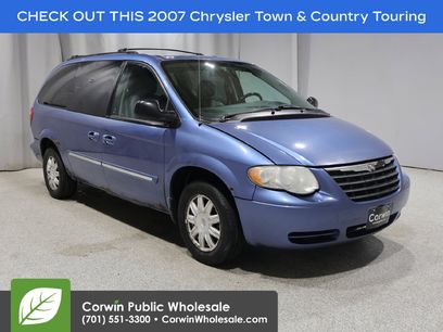 Used 2007 Chrysler Town & Country Touring w/ Leather Interior Group