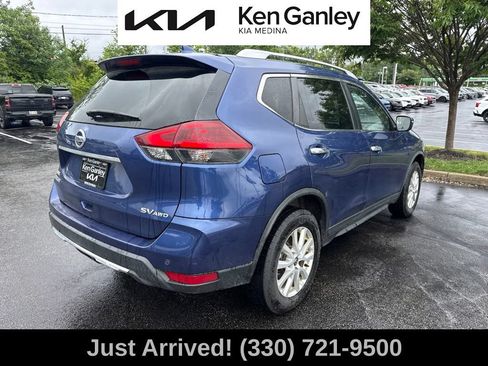 Used 2020 Nissan Rogue SV AWD/4WD image 5