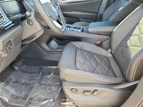 New 2026 Volkswagen Atlas Cross Sport SE image 7