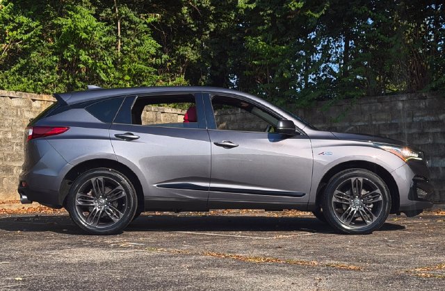 Used 2019 Acura RDX w/ Advance Package FWD image 3