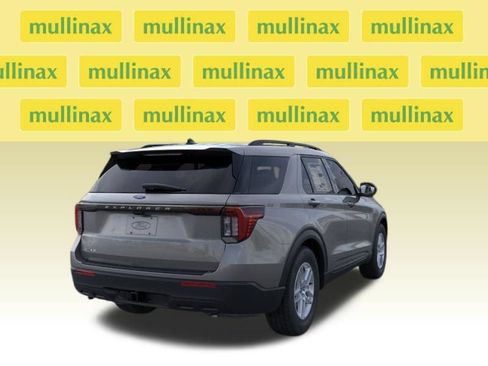 New 2026 Ford Explorer Active RWD image 37