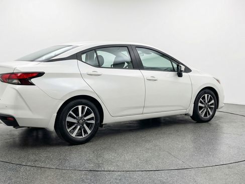 Used 2025 Nissan Versa SV FWD image 9