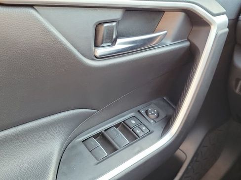 Used 2024 Toyota RAV4 XLE w/ Convenience Package FWD image 20