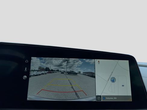 Certified 2026 Hyundai Elantra Limited FWD image 22