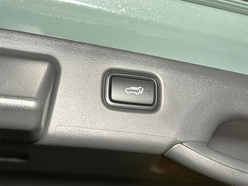 New 2025 Kia Niro Wind image 12