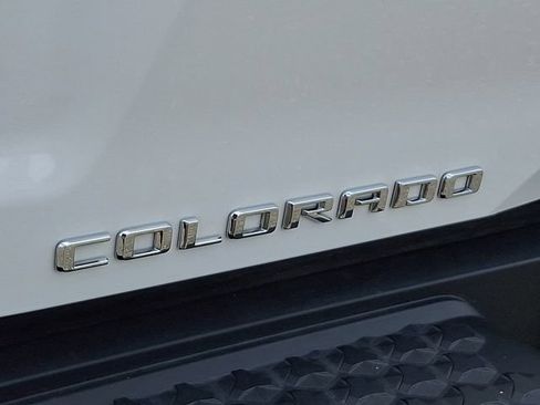 Used 2025 Chevrolet Colorado Z71 w/ Z71 Convenience Package 2 AWD/4WD image 33