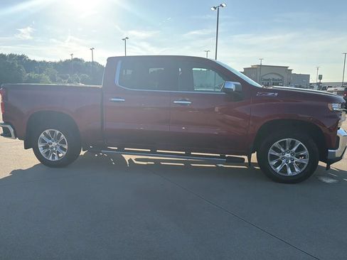 Used 2019 Chevrolet Silverado 1500 LTZ w/ LTZ Plus Package AWD/4WD image 28