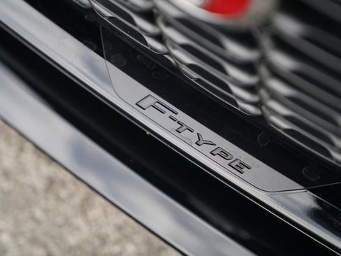Used 2023 Jaguar F-TYPE Convertible image 34