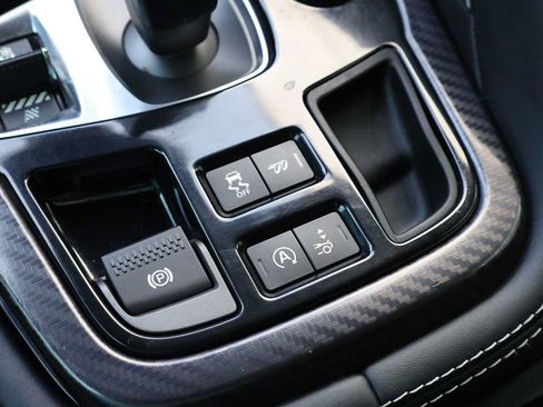 Used 2016 Jaguar F-TYPE R AWD/4WD image 22
