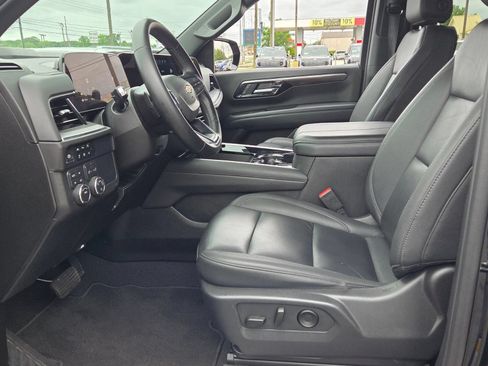 Used 2025 Chevrolet Tahoe LT AWD/4WD image 5