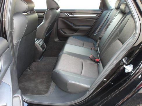 Used 2022 Honda Accord Sport image 24