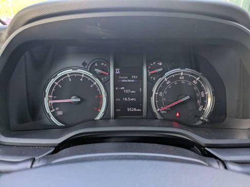 Used 2023 Toyota 4Runner Limited AWD/4WD image 27