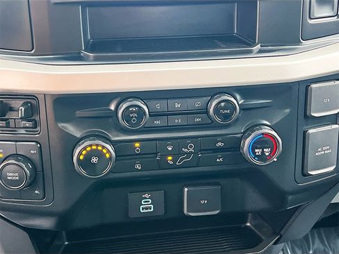 Used 2024 Ford F250 XLT image 15