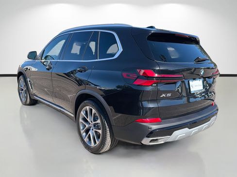 New 2026 BMW X5 sDrive40i w/ Parking Assistance Package image 5