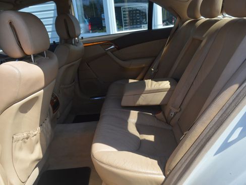 Used 2005 Mercedes-Benz S 430 4MATIC image 12