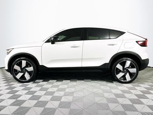 Used 2023 Volvo C40 P8 Recharge Ultimate image 23