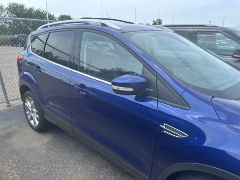 Used 2016 Ford Escape Titanium w/ Equipment Group 301A AWD/4WD image 22