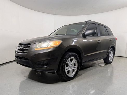 Used 2011 Hyundai Santa Fe GLS image 3