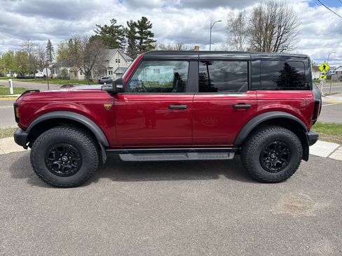 Certified 2025 Ford Bronco Badlands AWD/4WD image 4