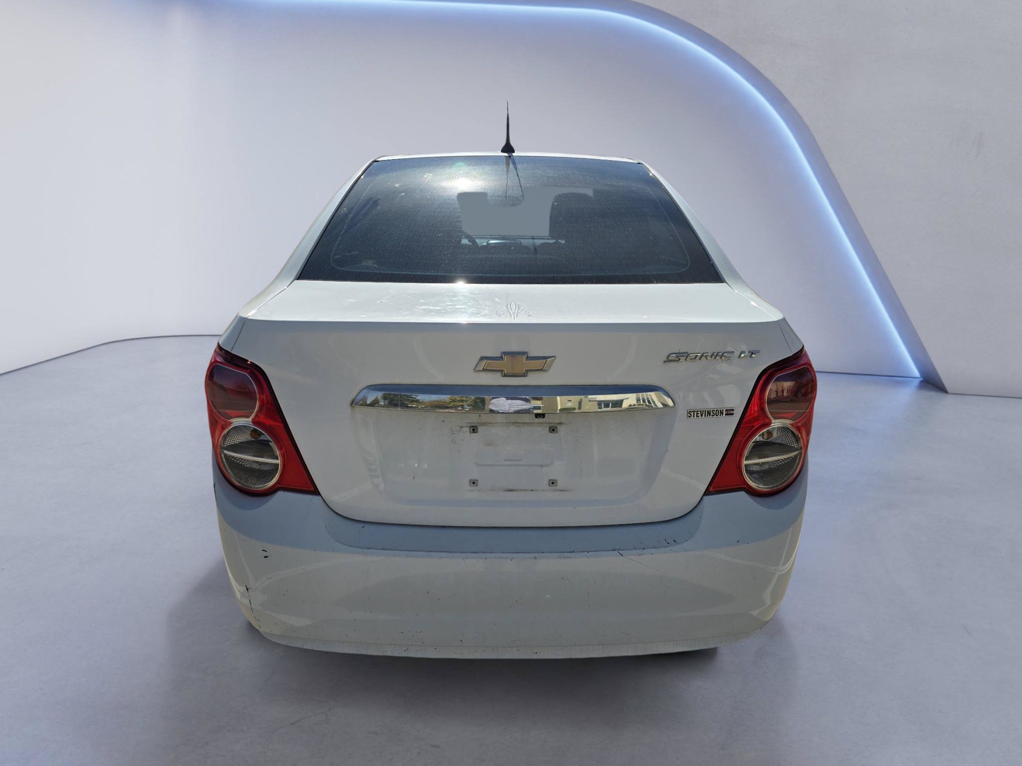 Used 2014 Chevrolet Sonic LT FWD image 5