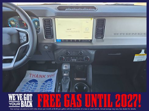 New 2025 Ford Bronco Outer Banks w/ Sasquatch Package AWD/4WD image 11