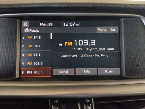 Used 2020 Kia Optima LX FWD image 25