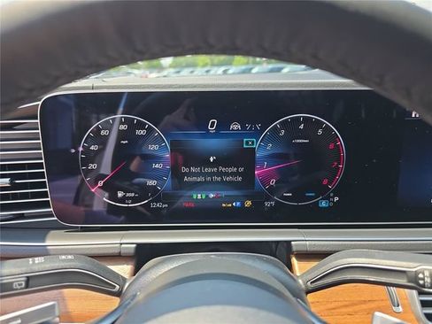 Used 2026 Mercedes-Benz GLE 450 4MATIC image 33