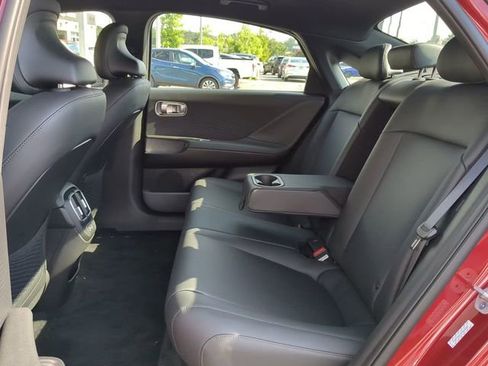 Used 2023 Hyundai Ioniq 6 SEL image 13