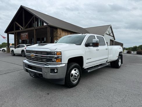 Used 2019 Chevrolet Silverado 3500 LTZ w/ Duramax Plus Package AWD/4WD image 2