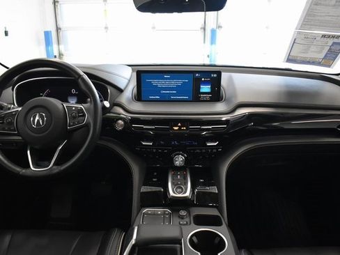 Used 2023 Acura MDX SH-AWD w/ Advance Package image 5