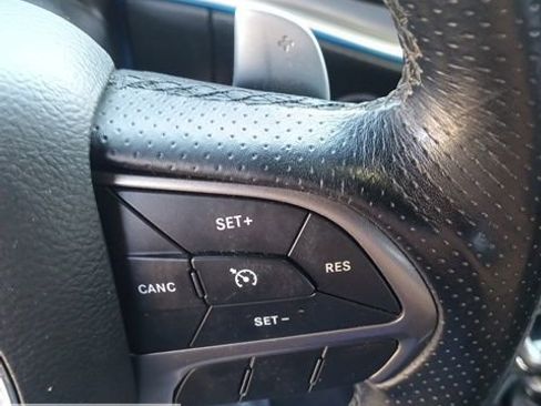 Used 2019 Dodge Challenger R/T w/ Driver Convenience Group image 43