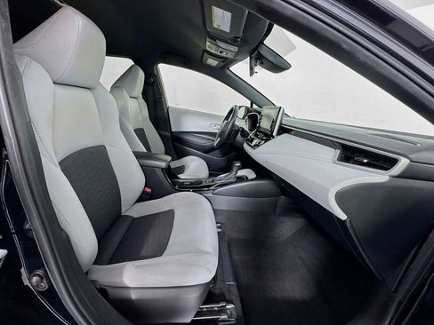 Used 2021 Toyota Corolla SE image 25