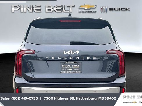 Used 2025 Kia Telluride S FWD image 4