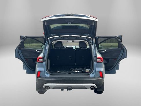 Used 2023 Ford Escape SE w/ Class II Trailer Tow Package FWD image 37