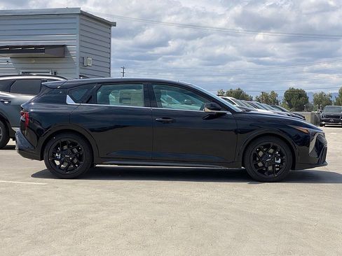 New 2026 Kia K4 GT-Line Turbo FWD image 2
