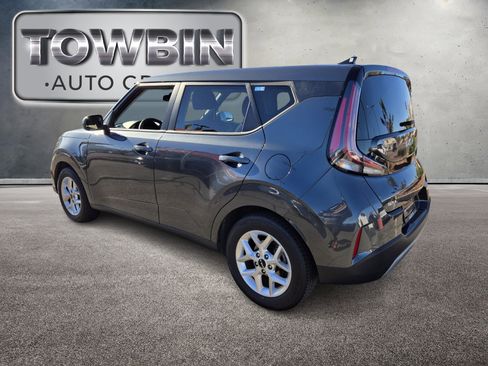 Certified 2024 Kia Soul LX w/ Option Group 015 image 7