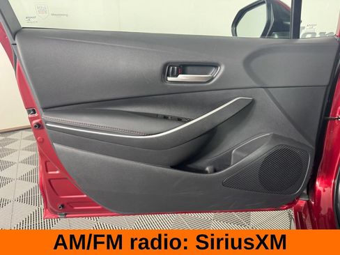 Used 2025 Toyota Corolla SE FWD image 11