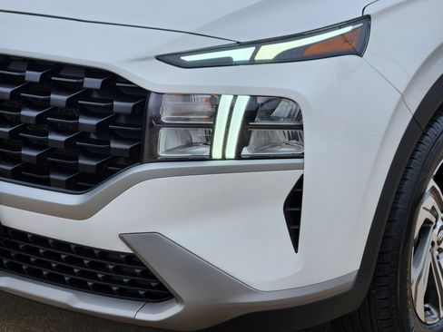 Used 2023 Hyundai Santa Fe SEL image 10