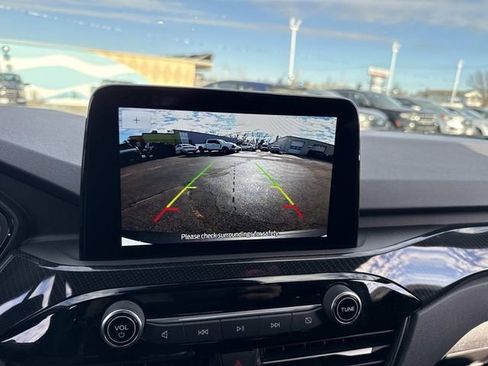 Certified 2025 Ford Escape ST-Line Select image 23