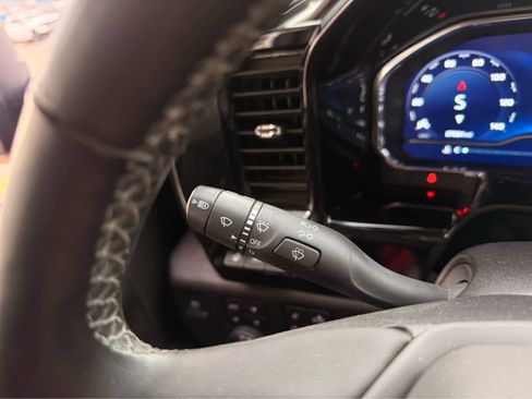 Used 2024 Chevrolet Silverado 3500 LTZ w/ LTZ Premium Package image 23