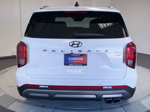 Used 2024 Hyundai Palisade Limited image 4