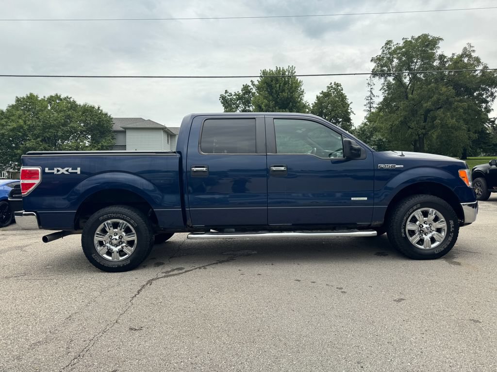 Used 2011 Ford F150 XLT w/ XLT Chrome Pkg AWD/4WD image 4