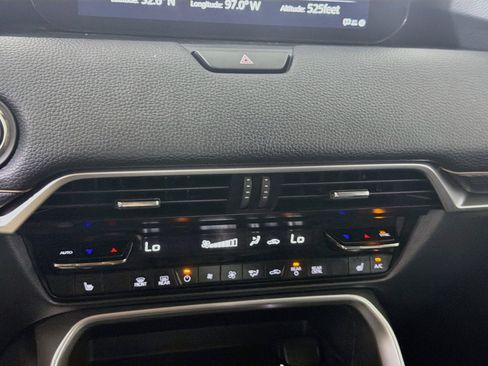Used 2024 MAZDA CX-90 Plug-In Hybrid w/ Premium Pkg AWD/4WD image 23