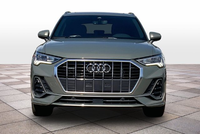 Used 2024 Audi Q3 2.0T Premium Plus AWD/4WD image 3