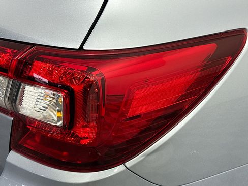 Used 2018 Subaru Outback 2.5i AWD/4WD image 32