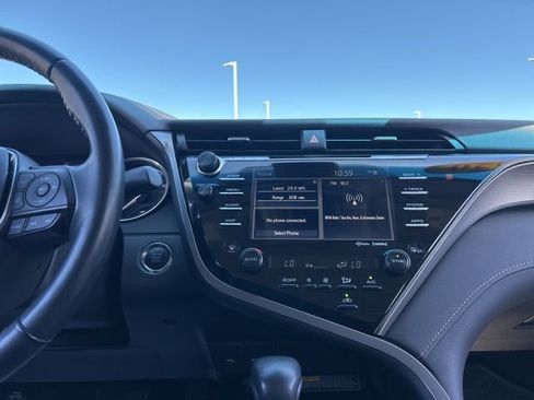 Used 2020 Toyota Camry SE w/ Audio Package FWD image 16