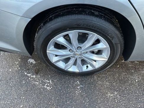 Used 2024 Chevrolet Malibu LT image 45