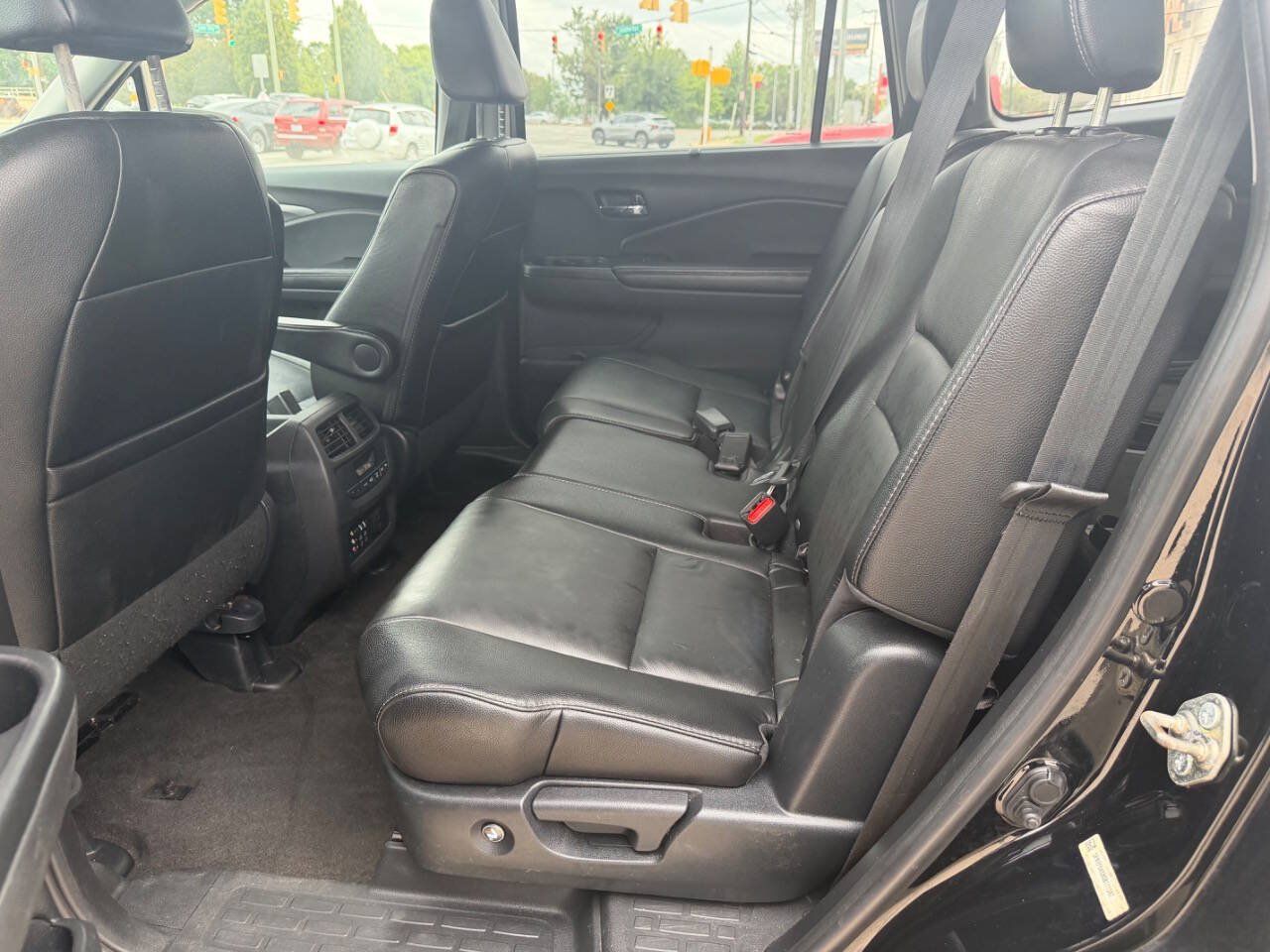 Used 2016 Honda Pilot EX-L image 11
