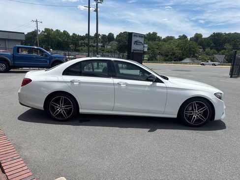 Used 2020 Mercedes-Benz E 350 Sedan image 11