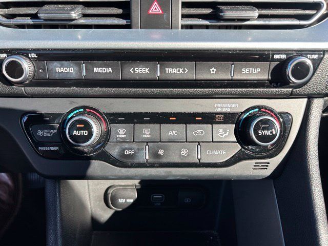 Used 2022 Kia Niro LX FWD image 11